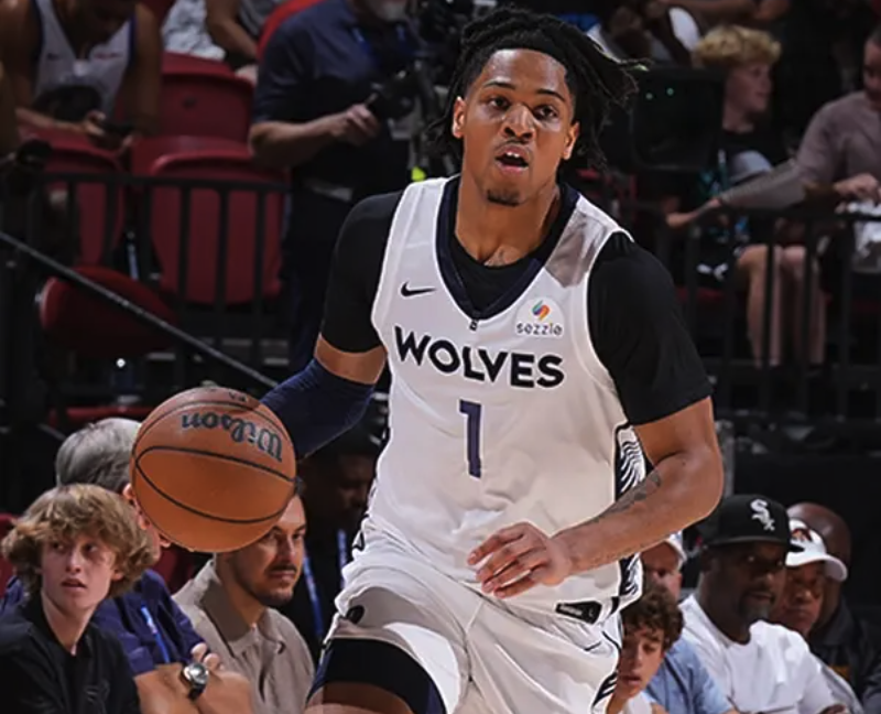 博主：今天中午河南队已抵达足协杯决赛地苏州，并进驻赛区（博主：河南队今日中午抵达足协杯决赛地苏州，已进驻赛区）