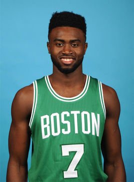 世体：巴萨查出约500起球迷倒卖对阵法兰克福门票的案件（世体：巴萨查处约500起球迷倒卖对法兰克福比赛门票案件）