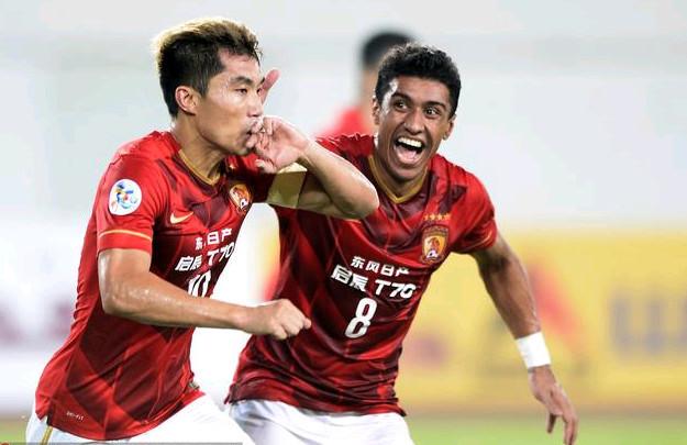 鲁尼：萨拉赫在摧毁自己在利物浦的传奇地位，做法完全错误（鲁尼：萨拉赫此举正毁掉他在利物浦的传奇地位，完全不该）