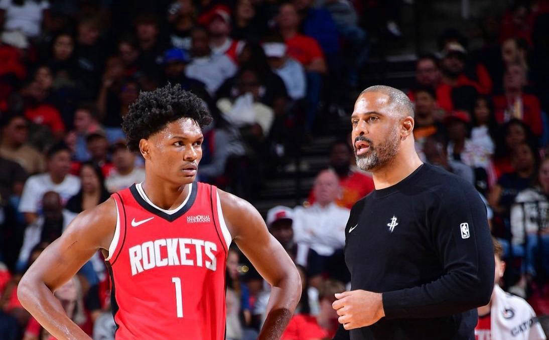 世体：小西蒙尼遭毕包球迷严重辱骂，已被西甲联盟记录在案（世体：小西蒙尼遭毕尔巴鄂球迷恶意辱骂，西甲联盟已予备案）