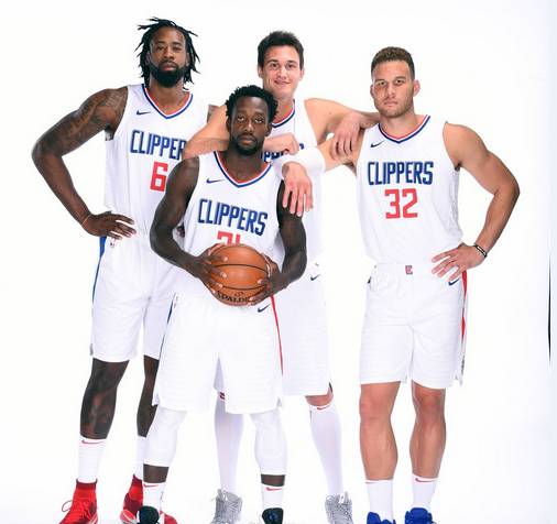 斯帕莱蒂：丢球前踢得像教科书一样死板；伊尔迪兹在顶级之上（斯帕莱蒂：失球前我们踢得过于教条；伊尔迪兹已超越顶级）