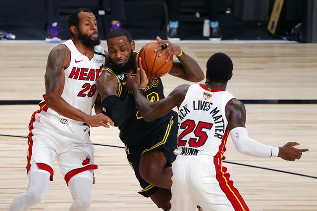 狄龙谈火箭致敬视频：我没想到，待了2年留下了自己的印记（狄龙谈火箭致敬：没想到短短两年也能留下印记）